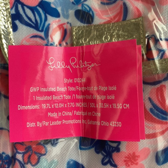 Lilly Pulitzer Insulated Beach Tote Bag - Picture 4 of 6